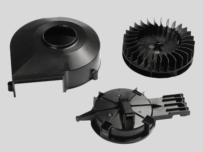 Plastic automotive component